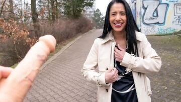 [PublicAgent] Wild Nicol - Play My Deep Throat Game