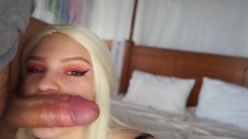 White bitch loves when she gets fucked with doggy style