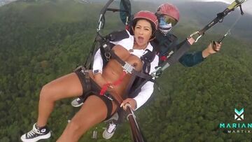 Crazy pussy masturbation during a parachute flight